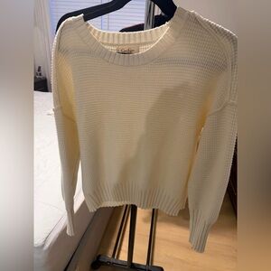 Jessica Simpson Cream Crew Neck Sweater